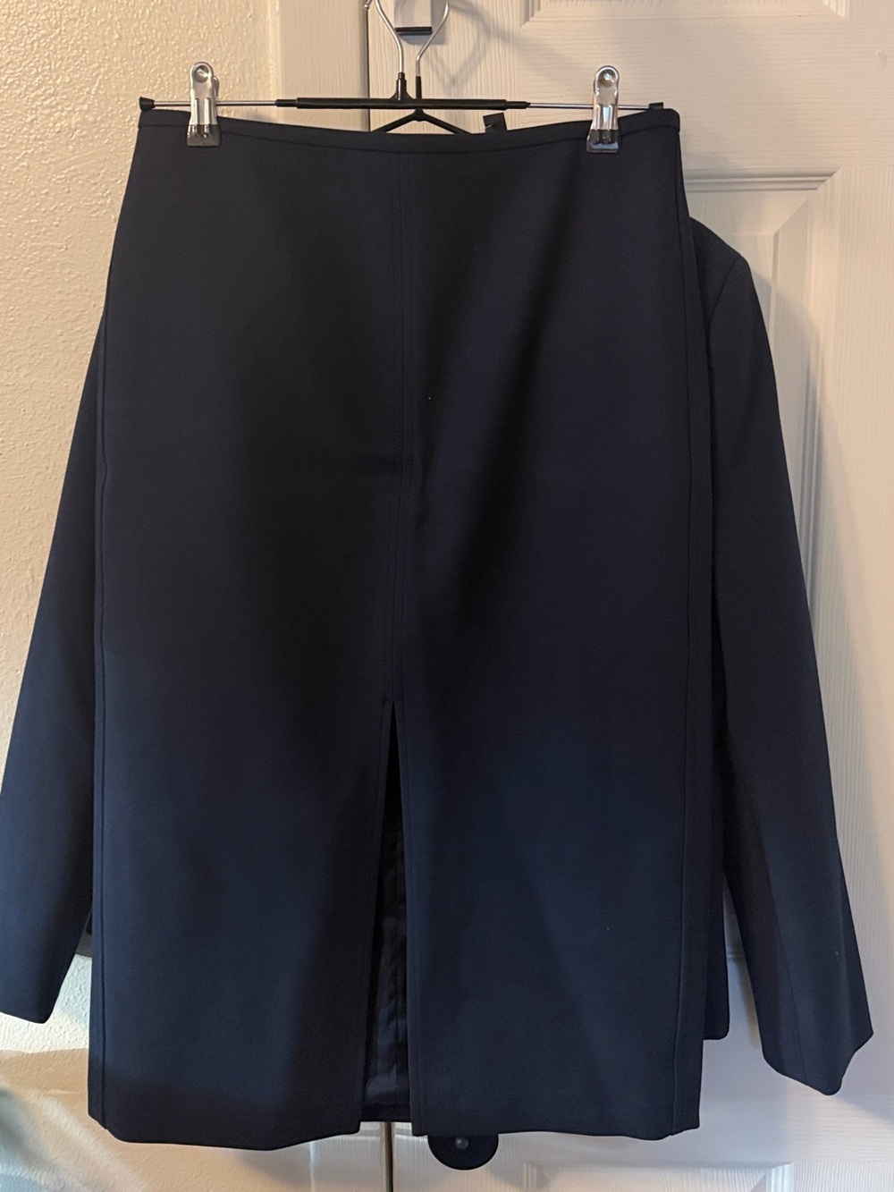NWT J.Crew Pencil midi skirt in four season stretch, Navy, 4 - Picture 6 of 6